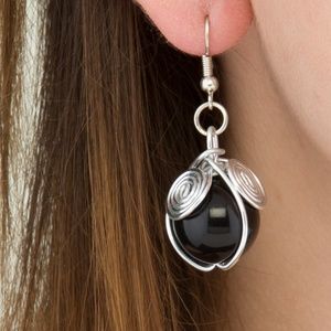 NEW! BLACK BEAD SPIRAL SILVER WRAPPED EARRINGS SET